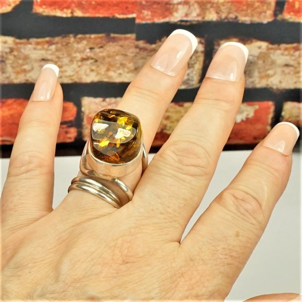 LARGE BALTIC AMBER 925 SILVER ADJUSTABLE RING, UNIQUE DESIGN, GIFT FOR WOMEN